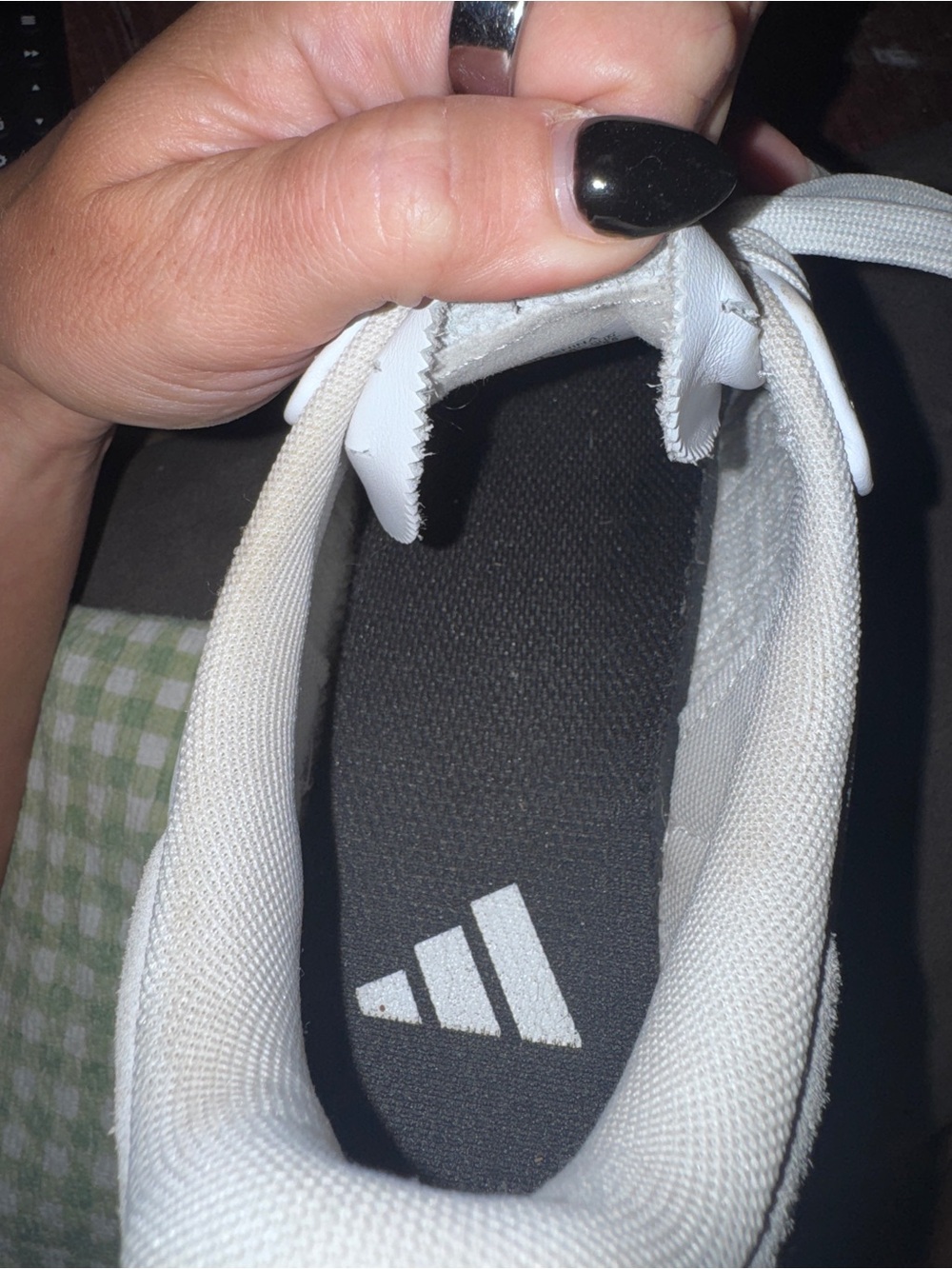 adidas Women's sambas White Low-Top Lace-Up Sneakers with Black Insole Logo